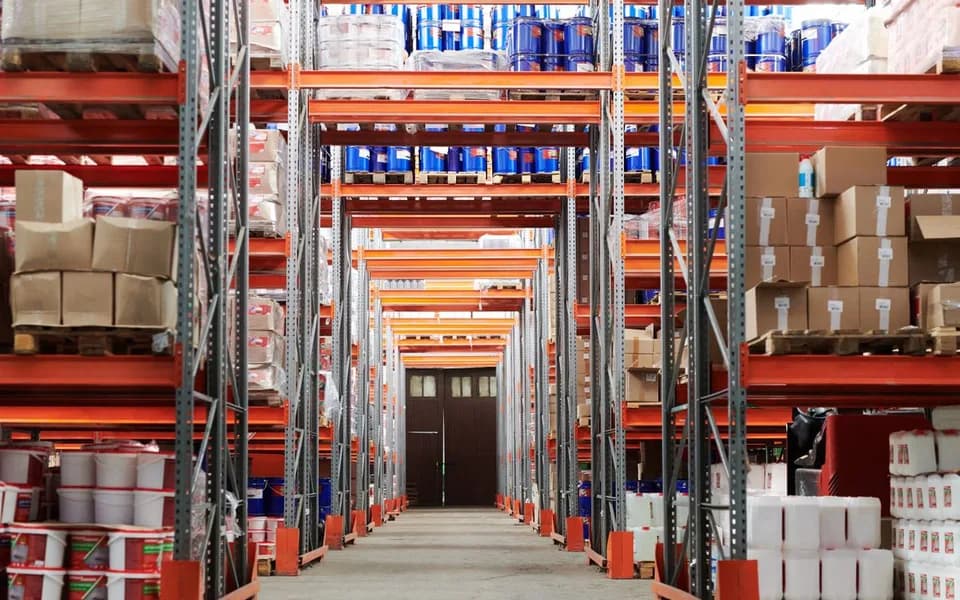 Warehouse and carton planning for mixed container loading